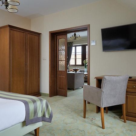 Hotel Palac Poledno Phòng bức ảnh