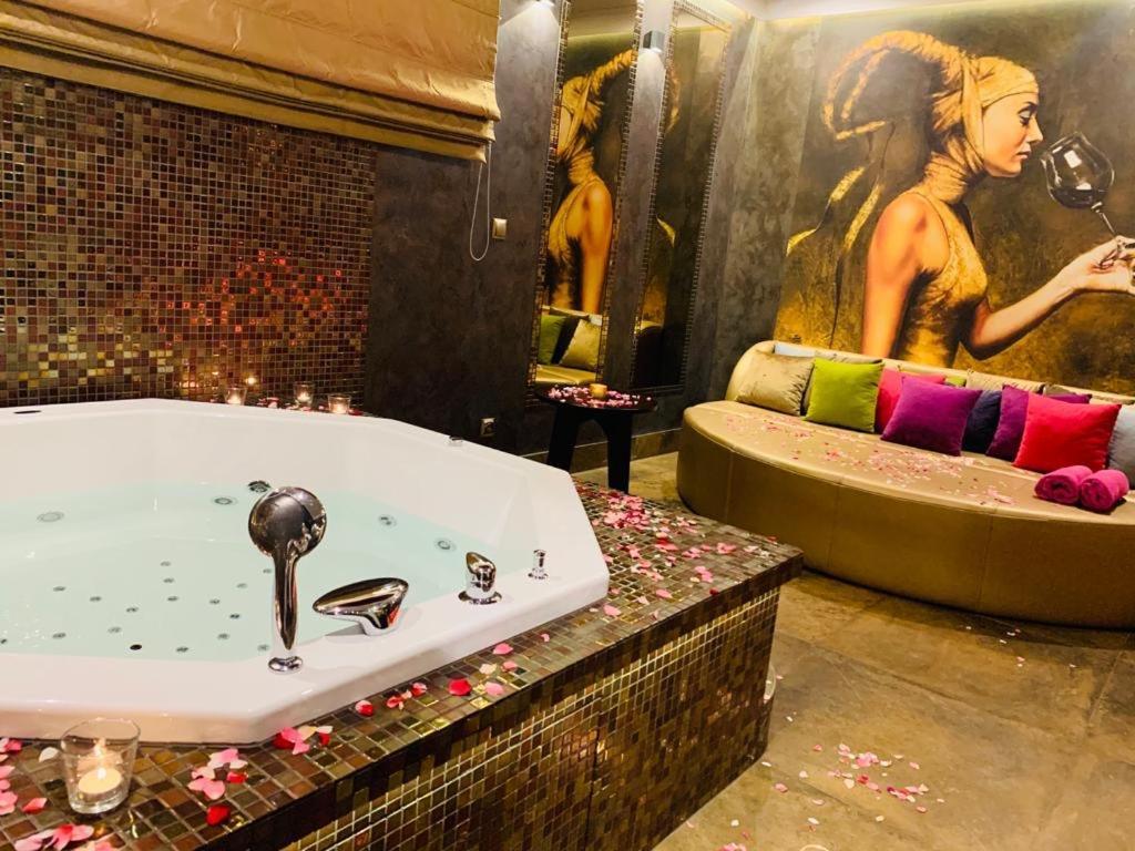Hotel Palac Poledno Ngoại thất bức ảnh