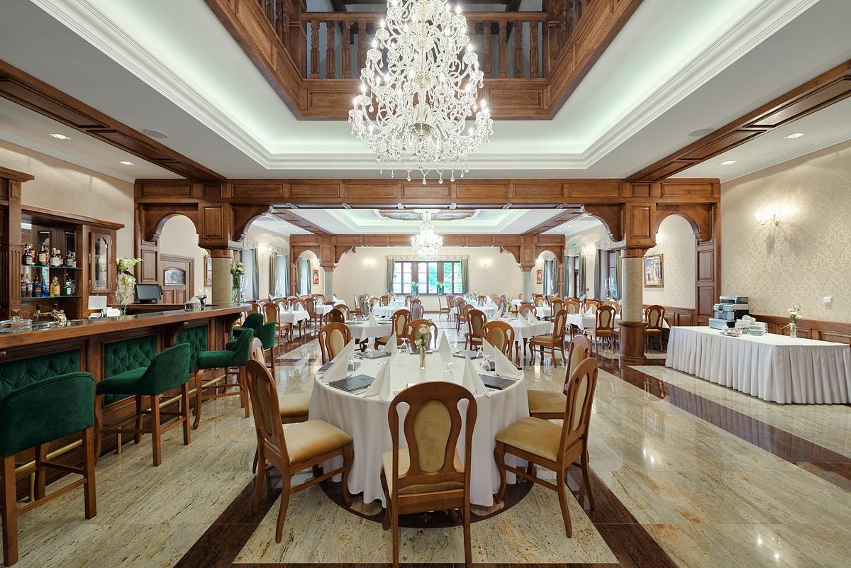 Hotel Palac Poledno Ngoại thất bức ảnh